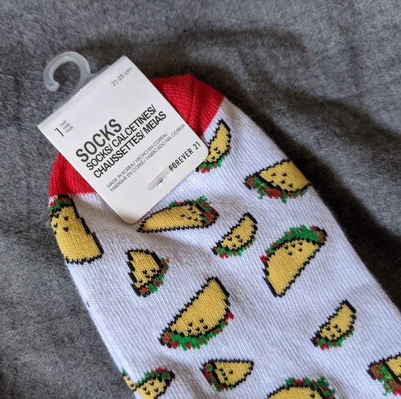 🌮 NWT F21 Taco Print Socks 🌮 - Picture 4 of 4